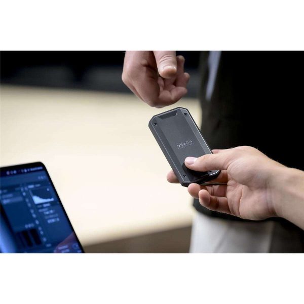 SanDisk Professional PRO-G40 2TB USB 3.2 Gen 2 Type-C Portable External SSD