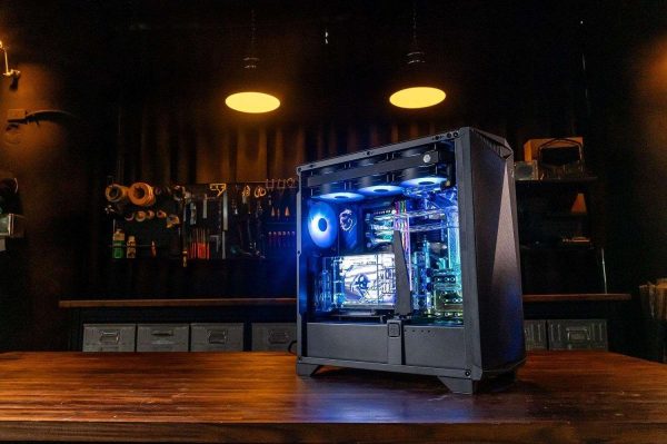 MSI Mid Tower Black