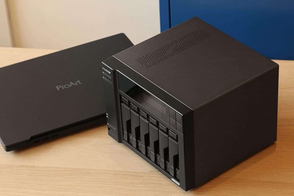 Asustor AS6706T Lockerstor 6 Gen2,4Bay NAS,Quad-Core 2.0GHz CPU,Dual 2.5GbE Ports,8GB DDR4,Four M.2 SSD Slots (Diskless)